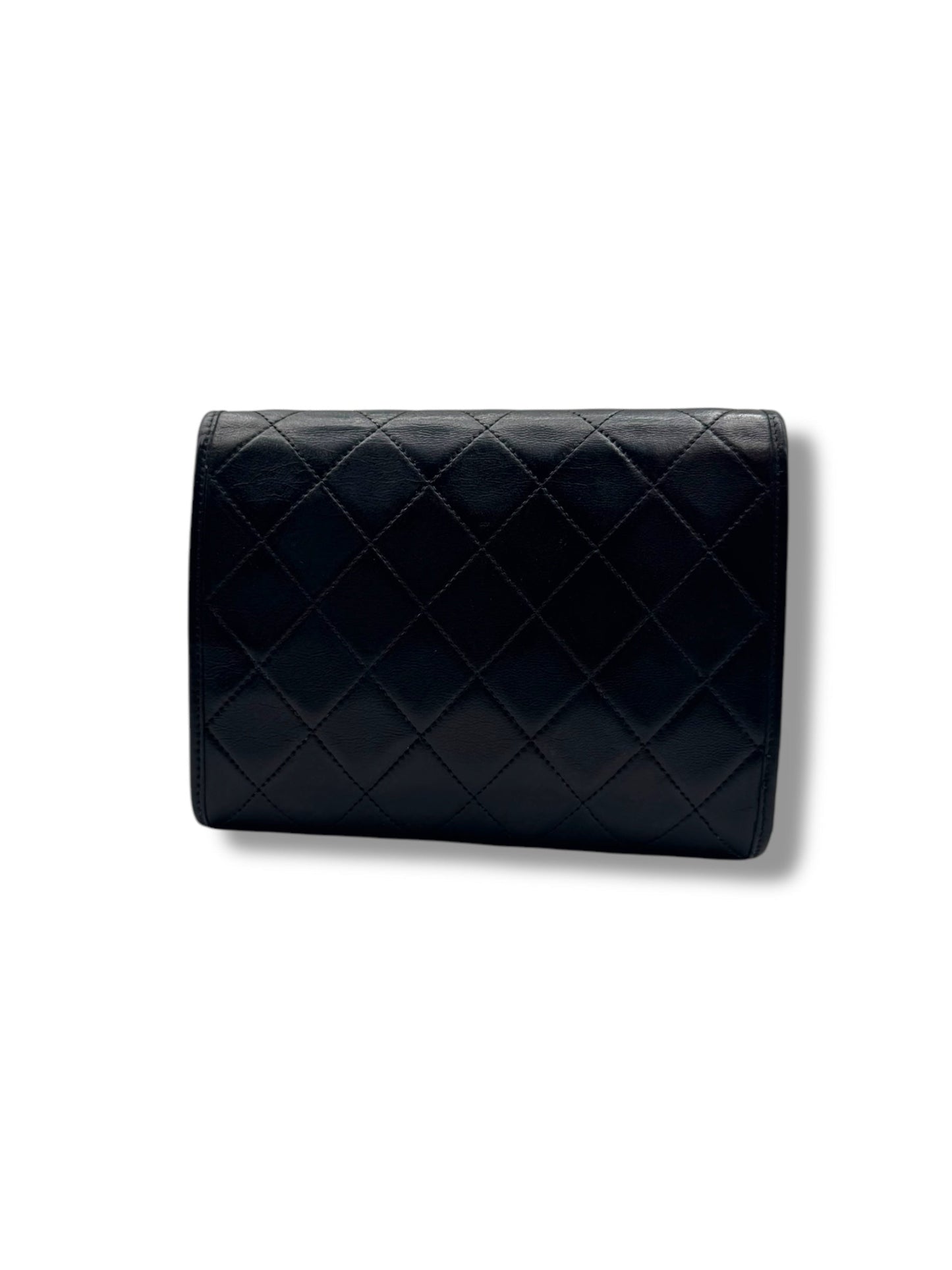 Chanel - Sac en cuir noir CC