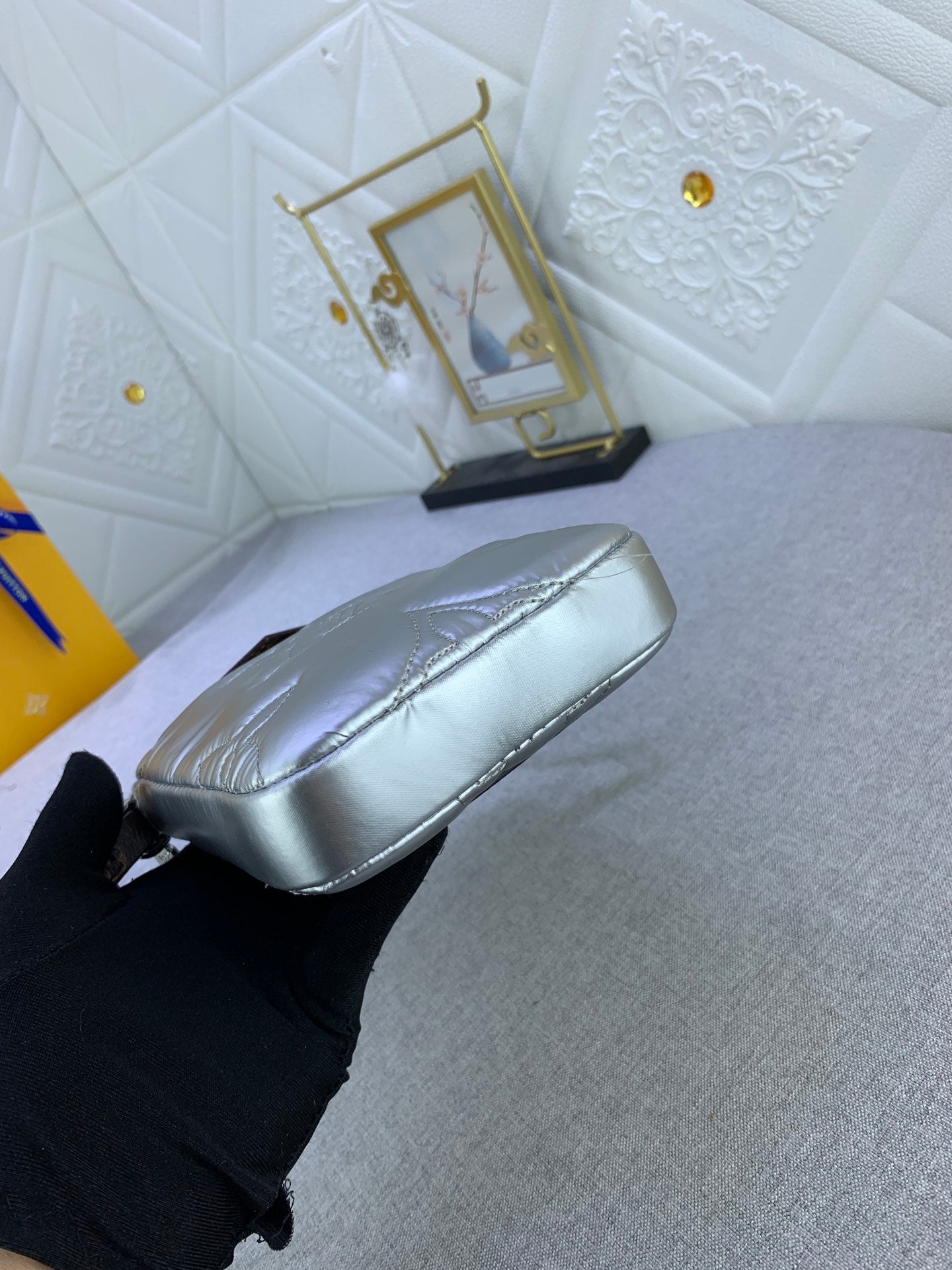 EN - New 1:1 rep Bag LUV 622