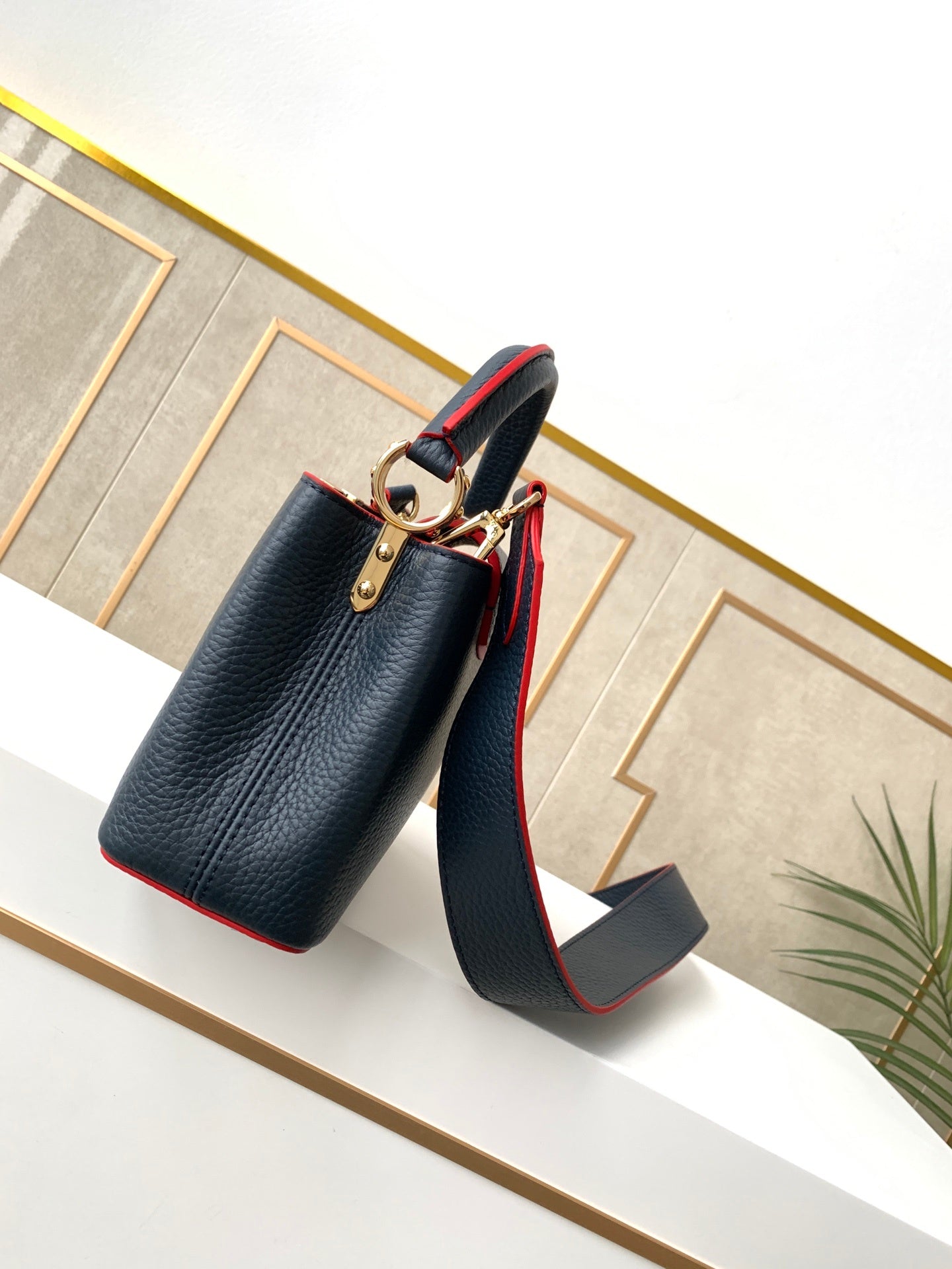 Top Quality Capucines Mini Taurillon Navy Blue For Women,  Shoulder And Crossbody Bags 8.3in/21cm Top Quality