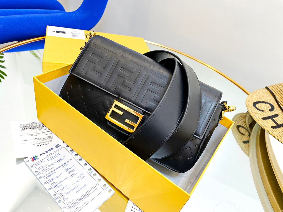 EN - New 1:1 rep  Bags FEI 257