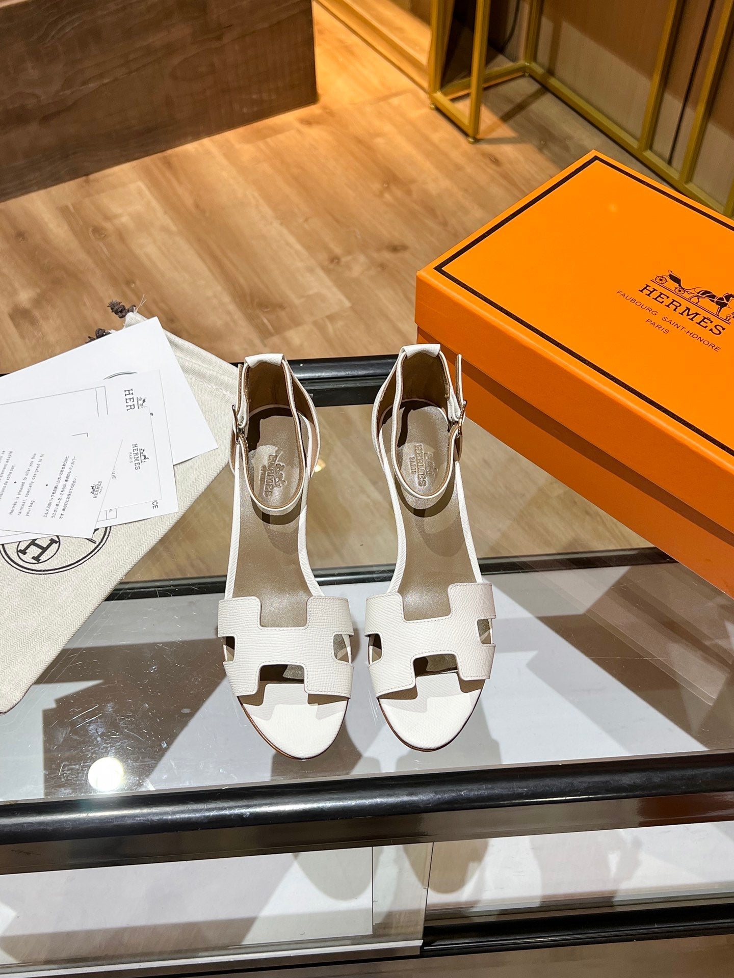 New 1:1 rep HM HIGH HEELS 040