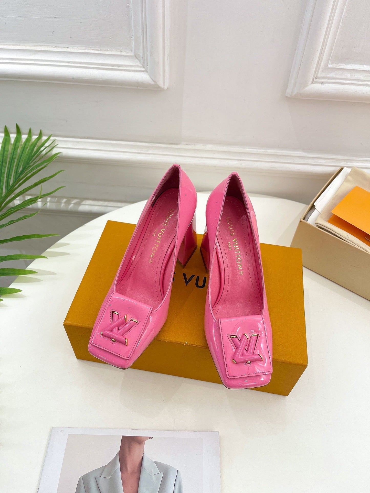 New 1:1 rep LUV High Heel Shoes 009
