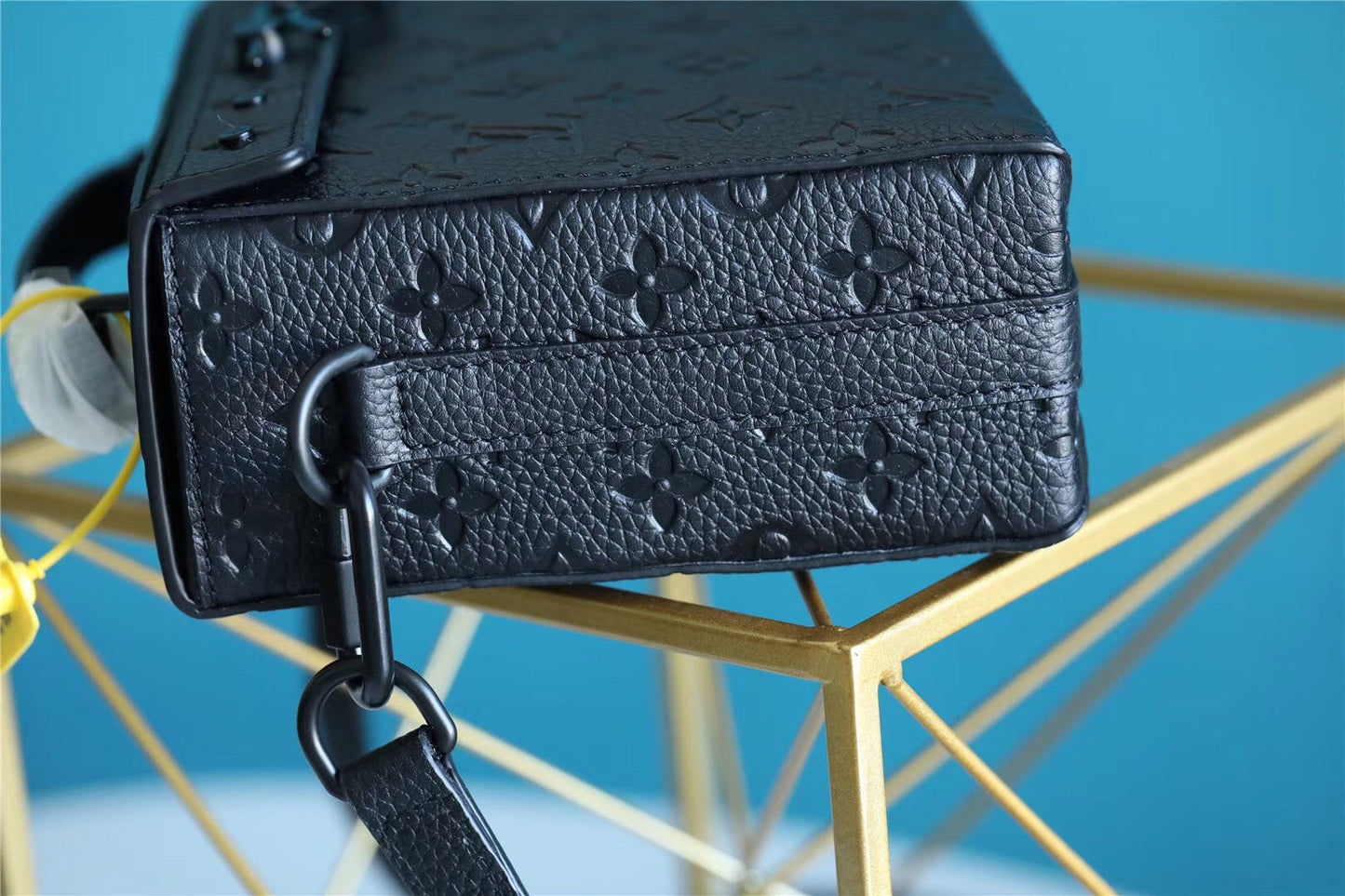 Top Quality Mini Soft Trunk Box Taurillon Black For Men, Bags, Shoulder And Crossbody Bags 9.1in/23cm Top Quality M61117