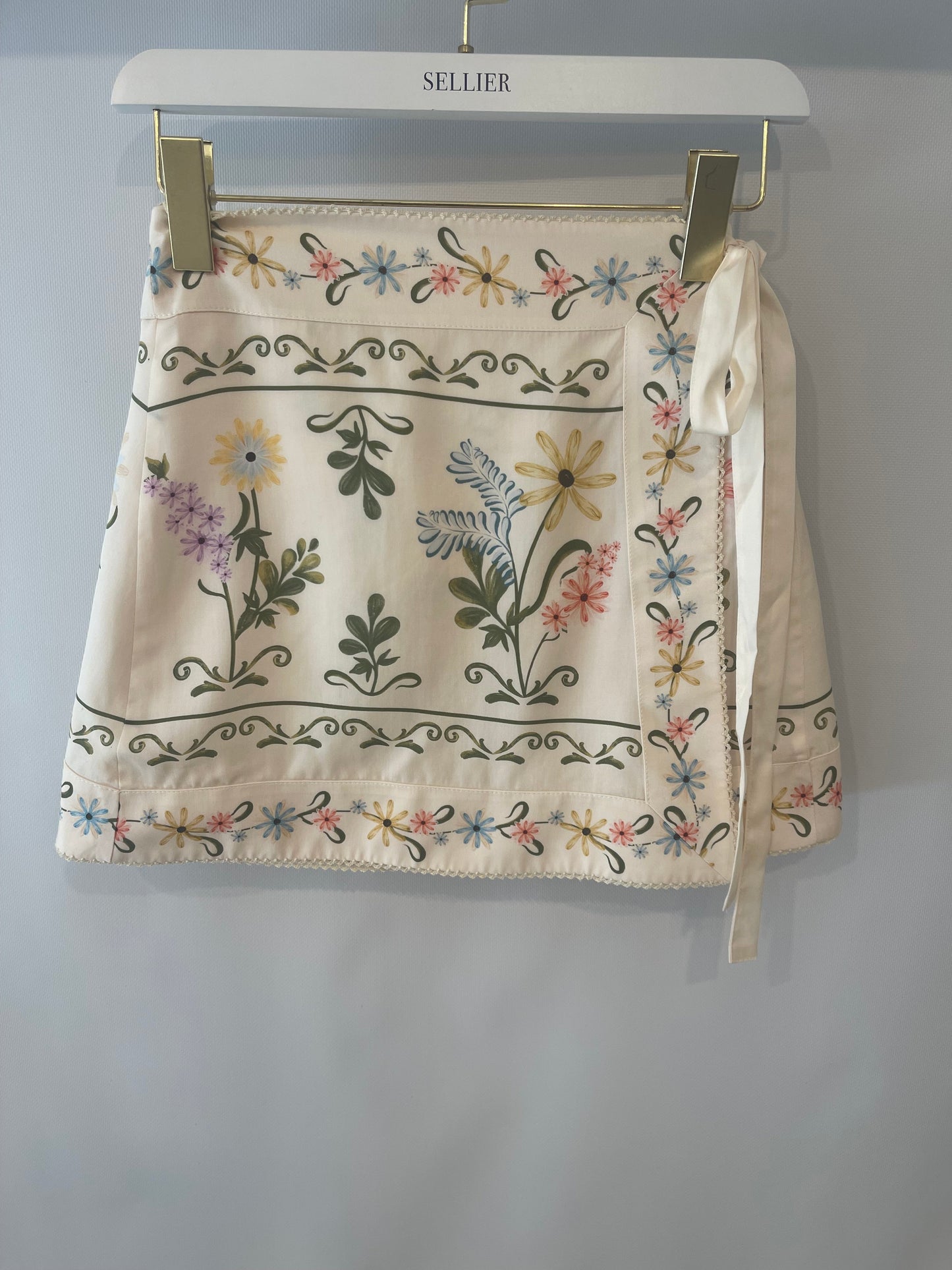 Agua Bendita Cream Wrap Mini Skirt with Flower Print Details Size XS/S (UK 6/8) RRP £210
