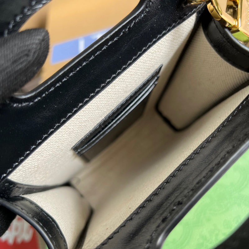 Top Quality -  Bags - 902