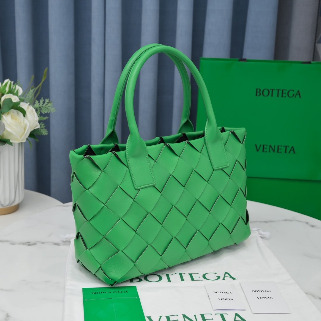 Top Quality Braided Maxi Cava Tote Bag Green, For Women, Bags 13.8in/35cm