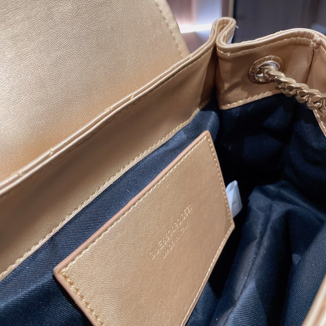 EN - New 1:1 rep  Bags SLY 209