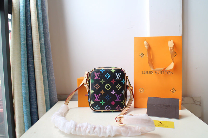 Louis Vuitton Luxury Bags 1798