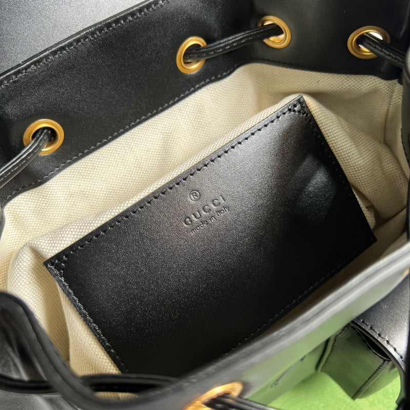 Top Quality -  Bags - 689