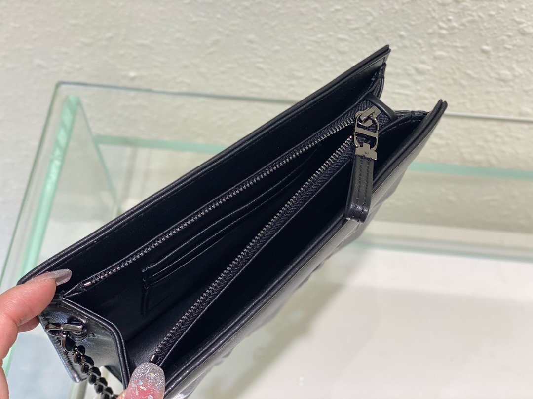 Top Quality Caro Zipped Pouch With Chain Black, For Women, Womens Handbags 7.5in/19cm CD S5106BNEM_M900