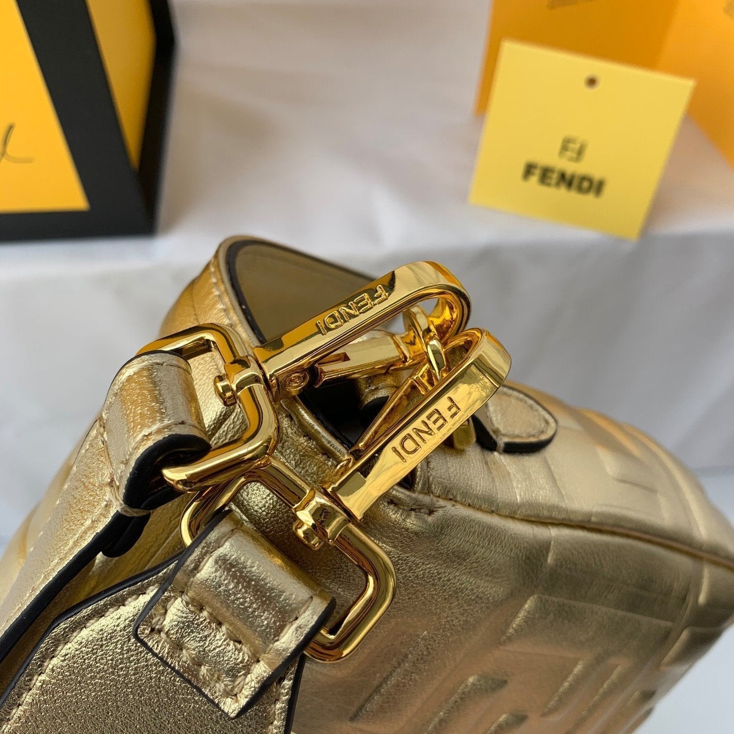 EN - New 1:1 rep  Bags FEI 179