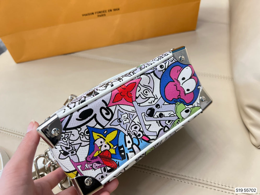 EN - New 1:1 rep Lux Bags LUV 559