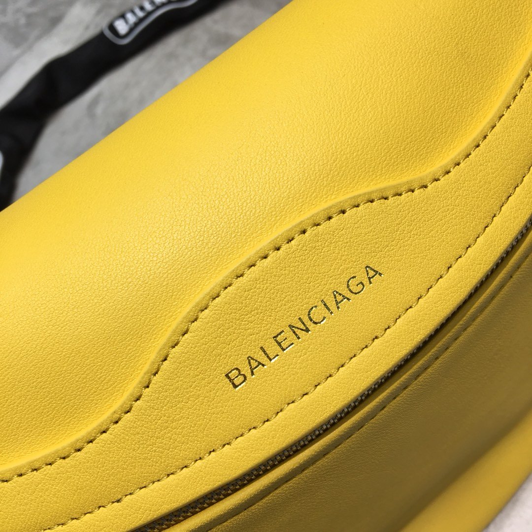 Top Quality Souvenir XXS Belt Bag In Yellow, For Women,  Bags 11.8in/30cm