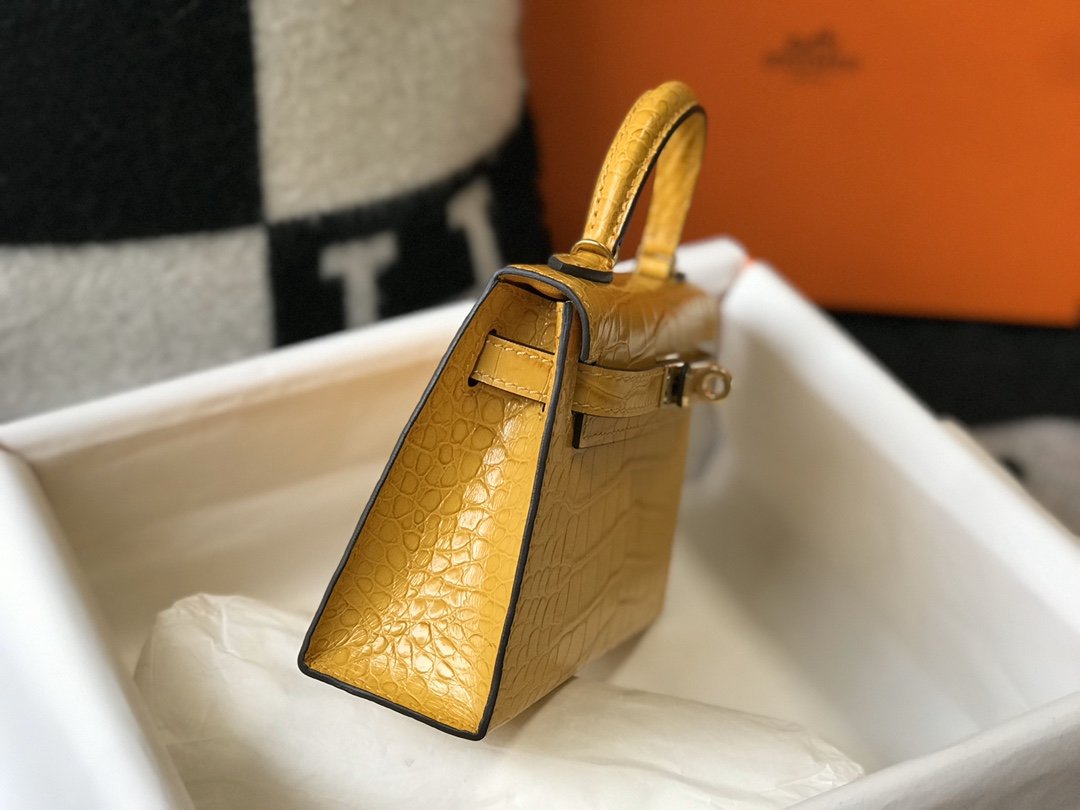 Top Quality Mini Kelly 19 Embossed Patent Yellow Bag With Gold-Toned Harware For Women, Handbags, Shoulder Bags 7.5in/19cm