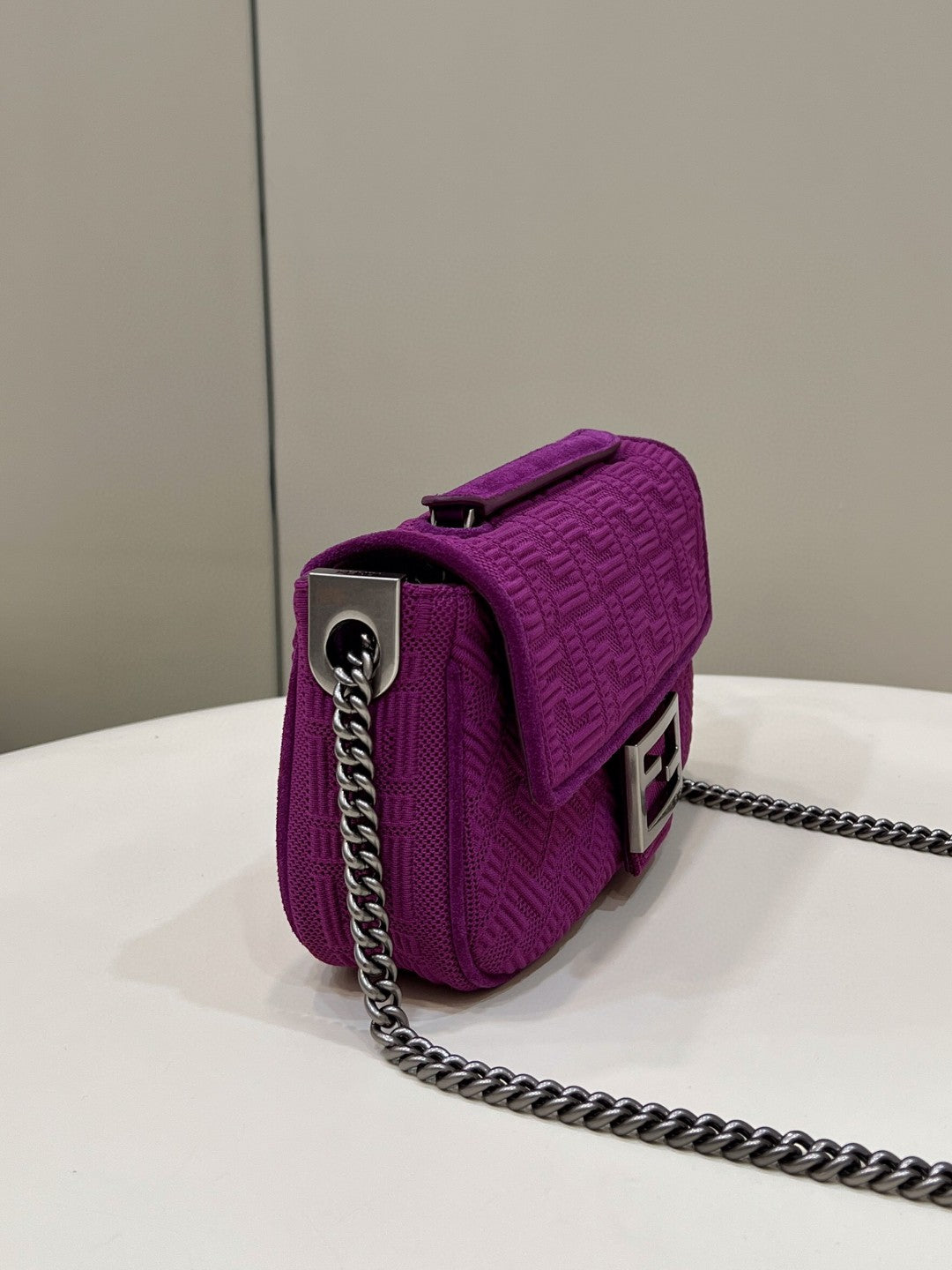 Top QualityTop Quality Baguette Chain Midi Purple FF Fabric Bag For Woman 14.5cm/6in 8BR793AHW5F1GEH