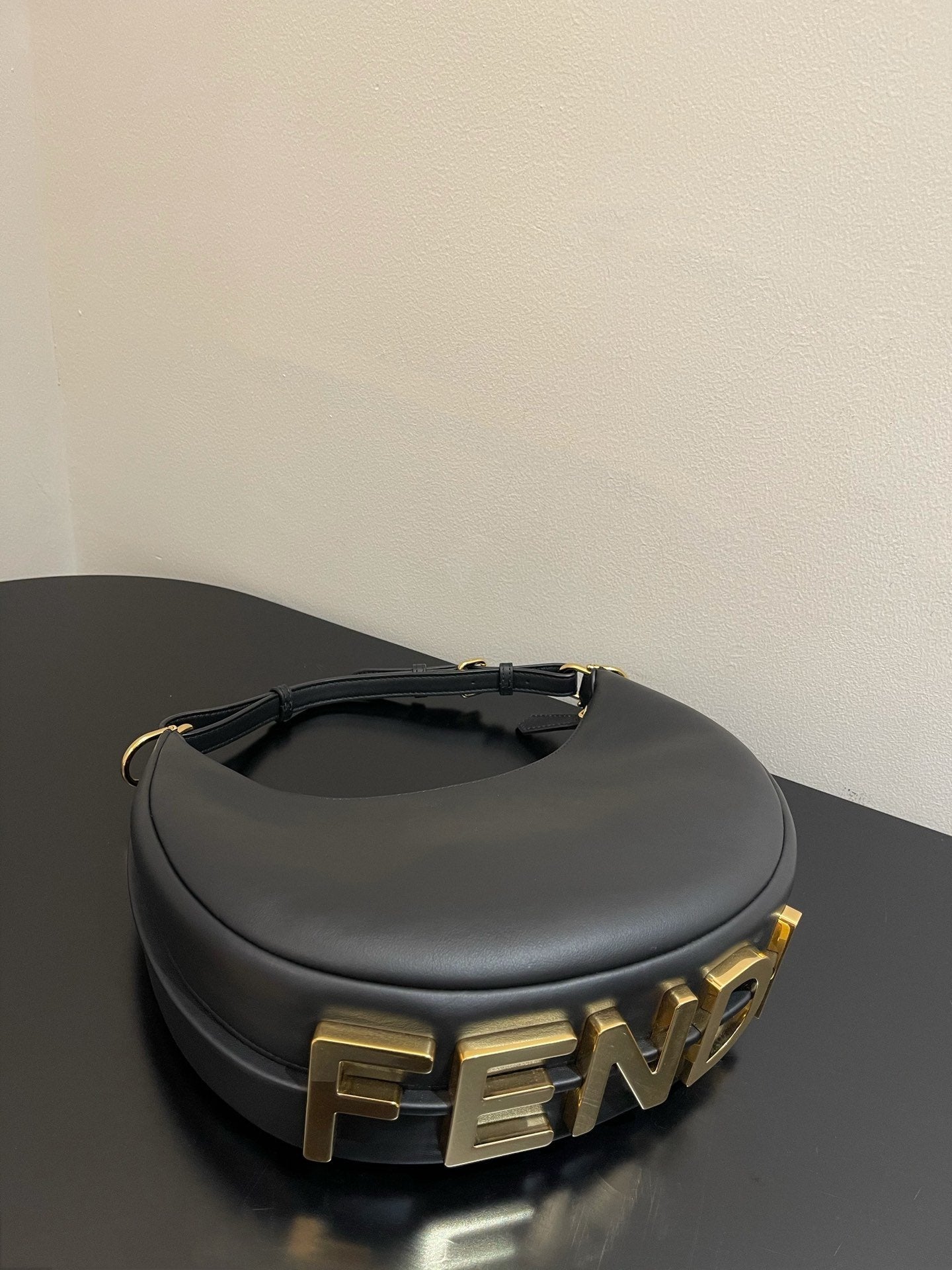 Top QualityTop Quality Top QualityTop Qualitygraphy Small Black For Women, Women’s Handbags, Shoulder Bags 11in/29cm  8BR798A5DYF1HEJ