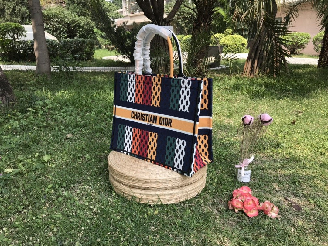 EN - New 1:1 rep  Bags DIR 249