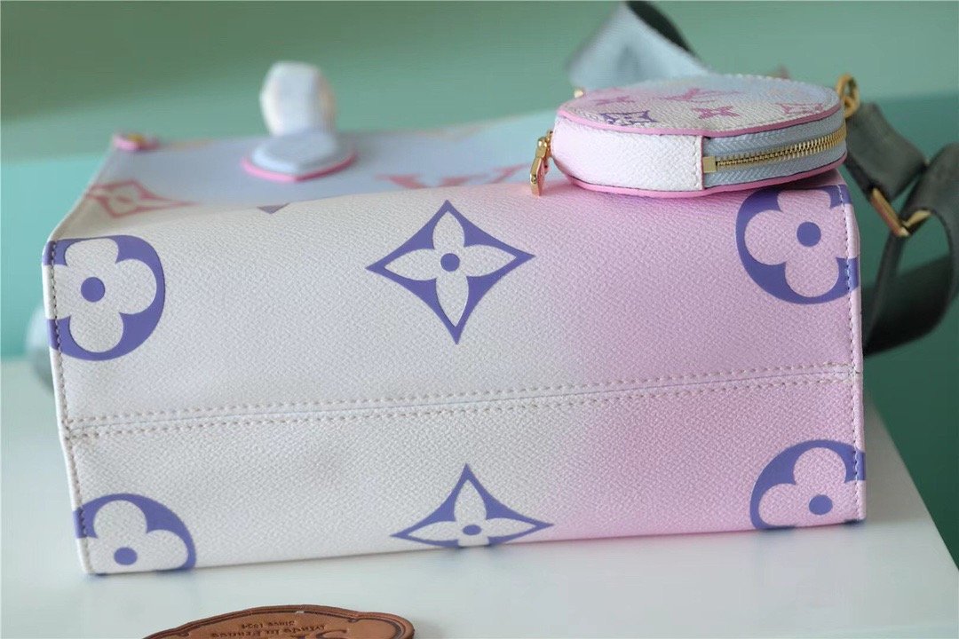 Top Quality Onthego PM Tote Bag In Monogram Canvas Sunrise Pastel For Women 25cm Top Quality M59856