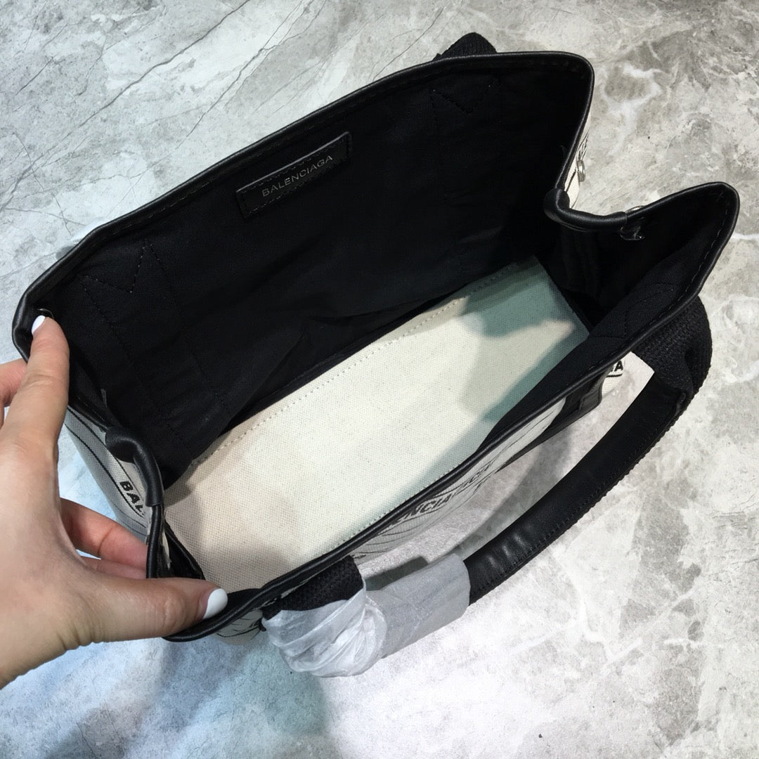 Top Quality Navy Small Cabas Tote Bag In White, For Women,  Bags 18.5in/47cm