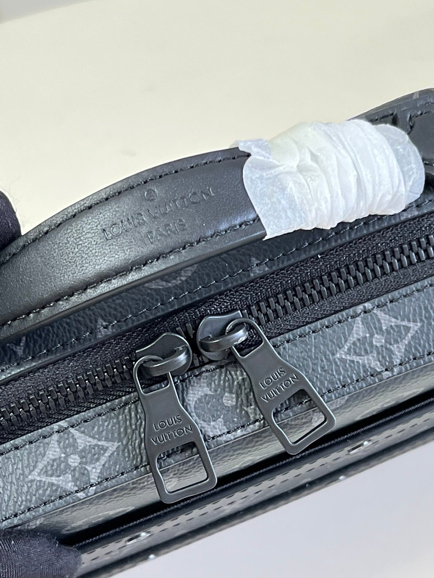 Top Quality Handle Soft Trunk Monogram Eclipse For Men, Bags 8.5in/22cm Top Quality M45935