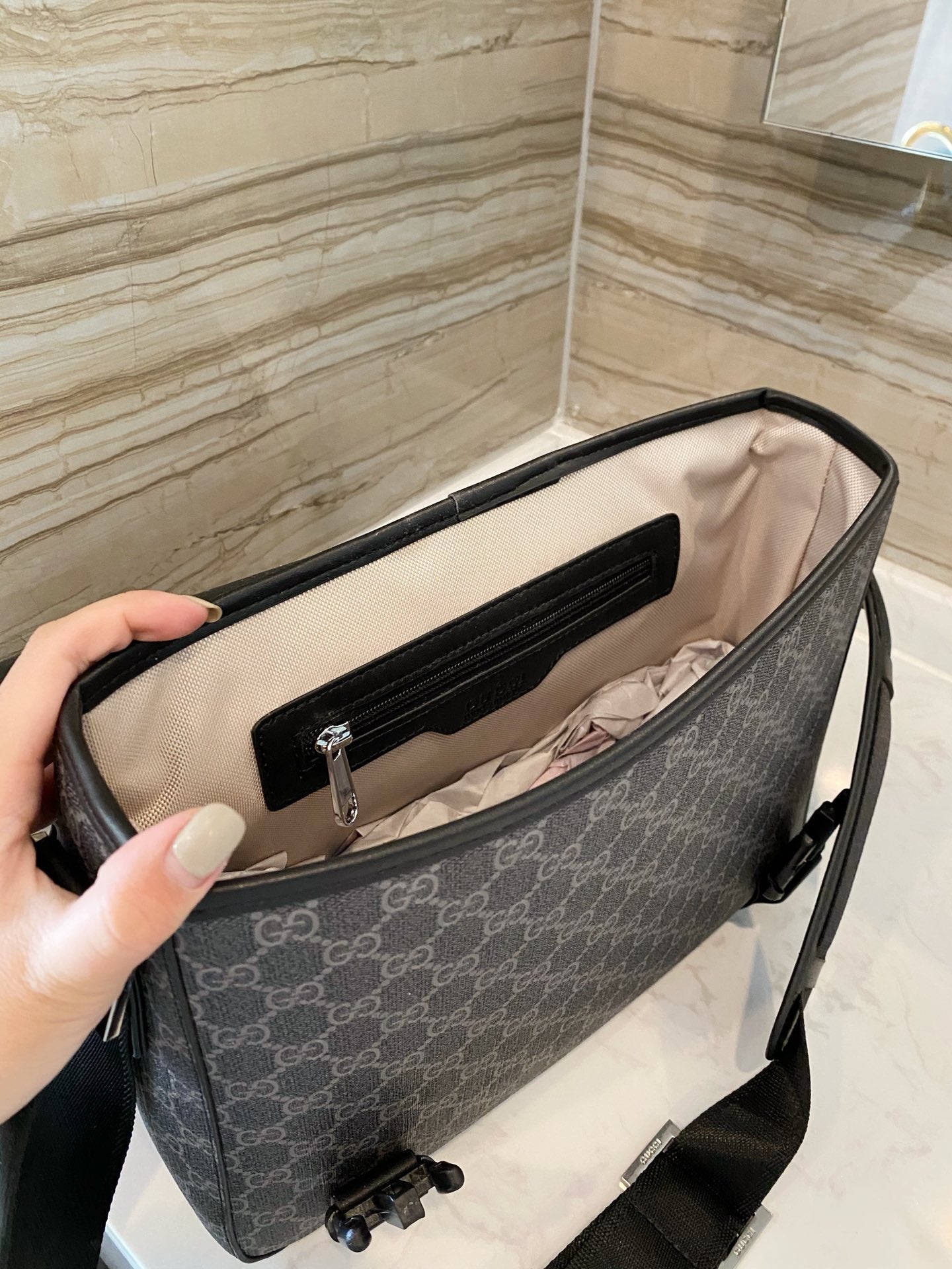 EN - New 1:1 rep  Bags GCI 214