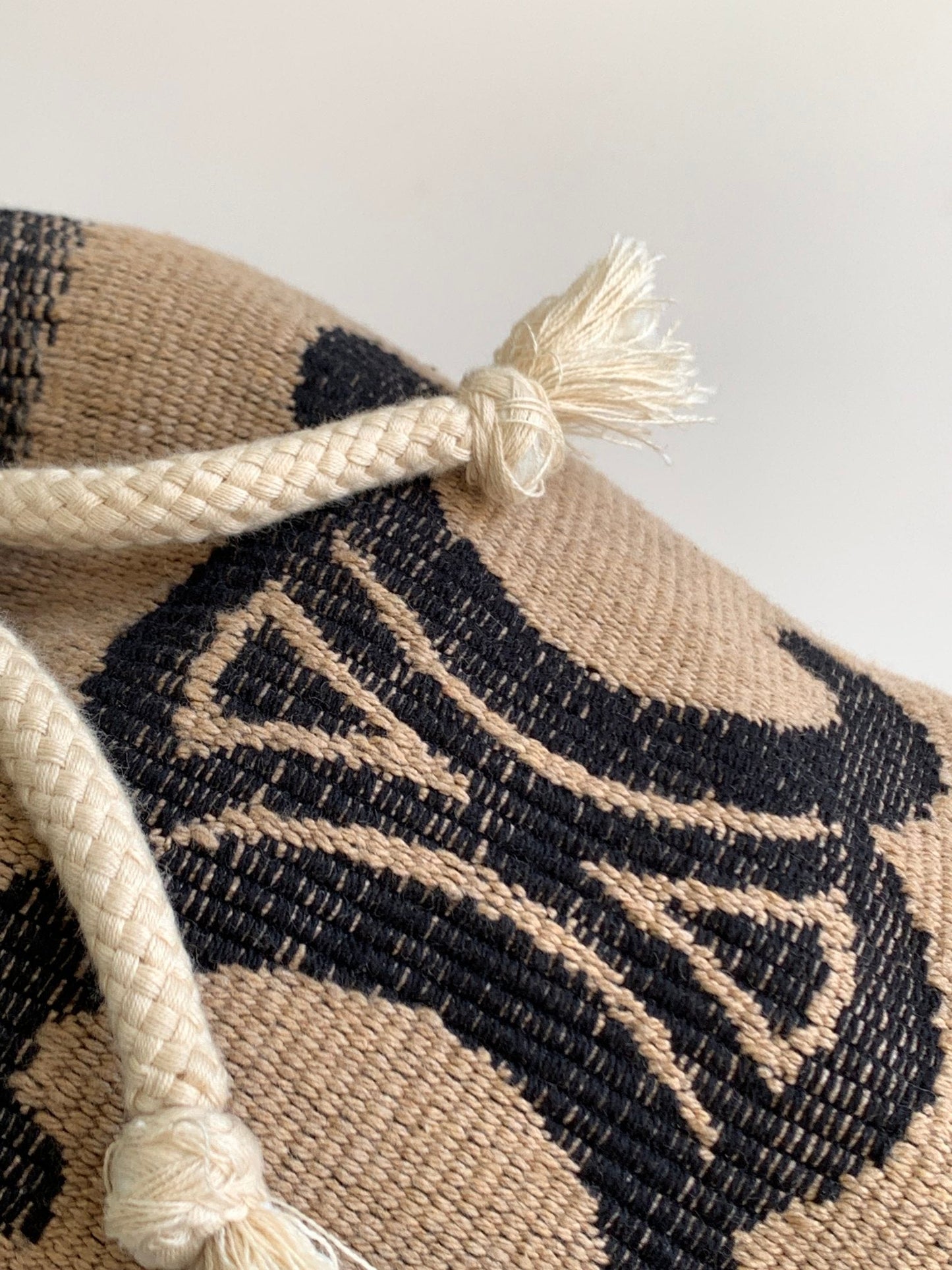 Top Quality Teen Drawstring In Textile With Triomphe Beige / Tan For Women 6in/15cm 196532EFZ.02ET