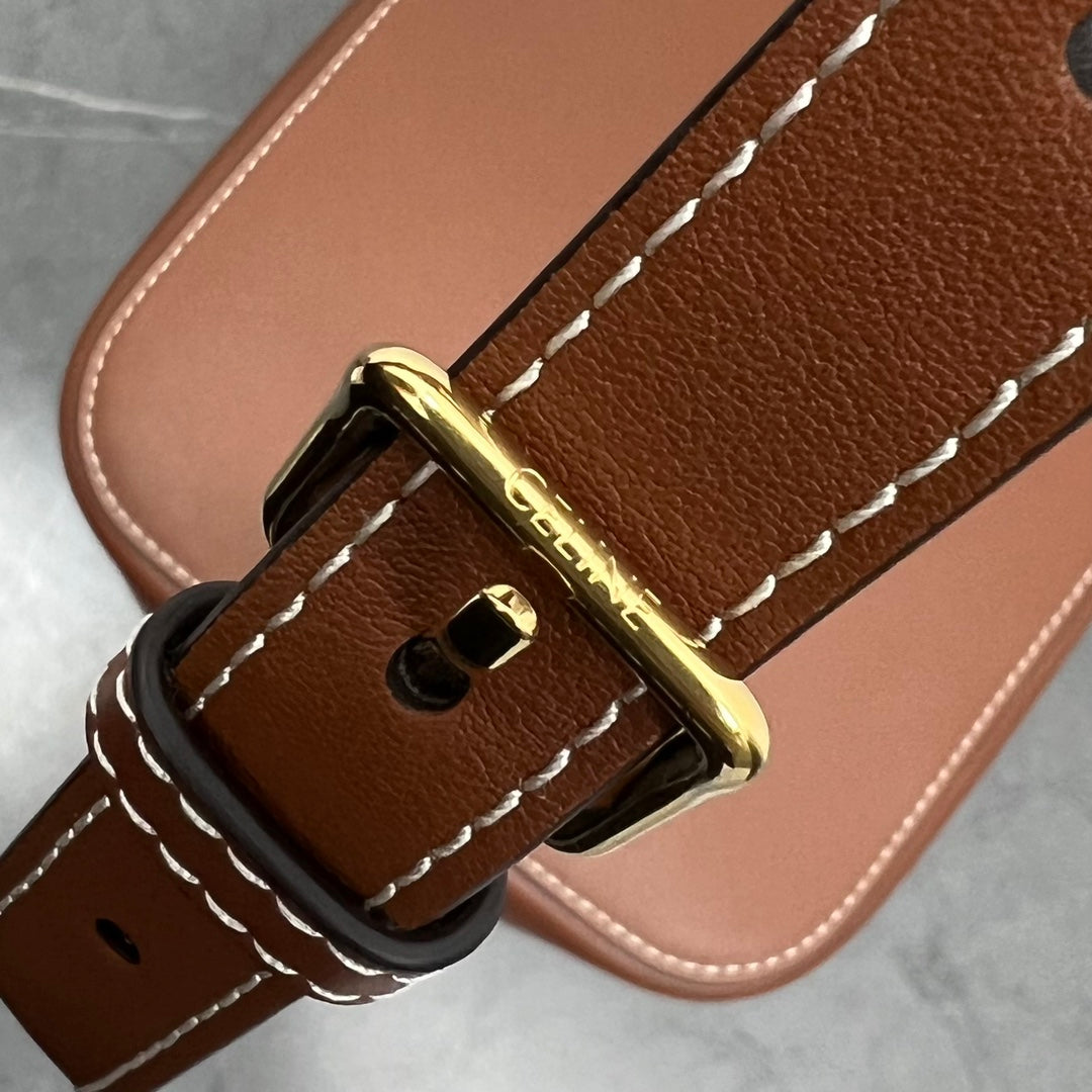 Top Quality MeTop Qualityum Box Cuir Triomphe Tan For Women 6in/16cm 199253DU3.04LU