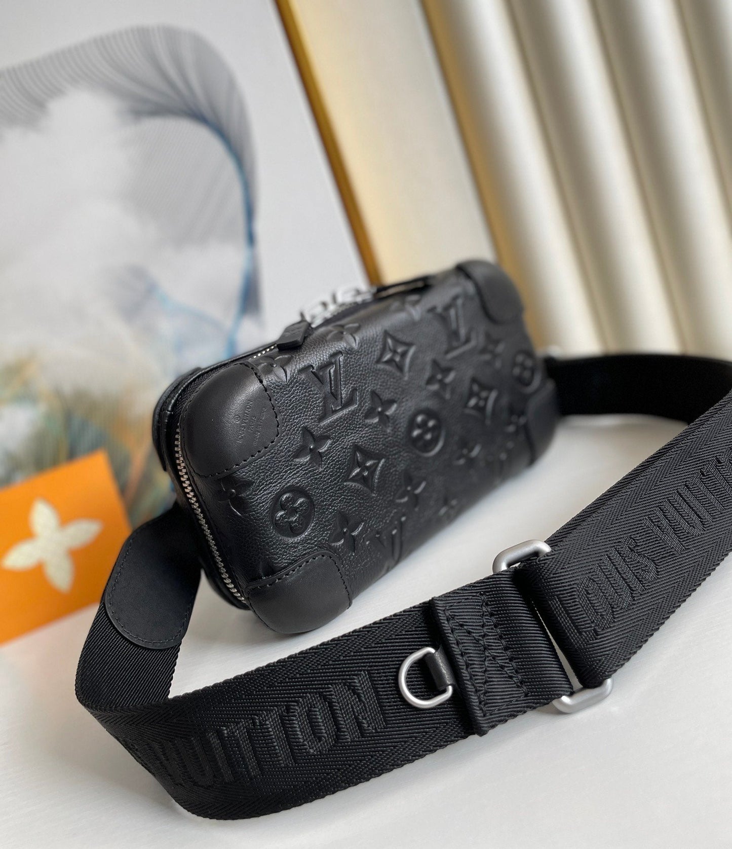Top Quality Horizon Clutch Taurillon Monogram Black For Men, Bags, Shoulder And Crossbody Bags 8.3in/21cm Top Quality M20439