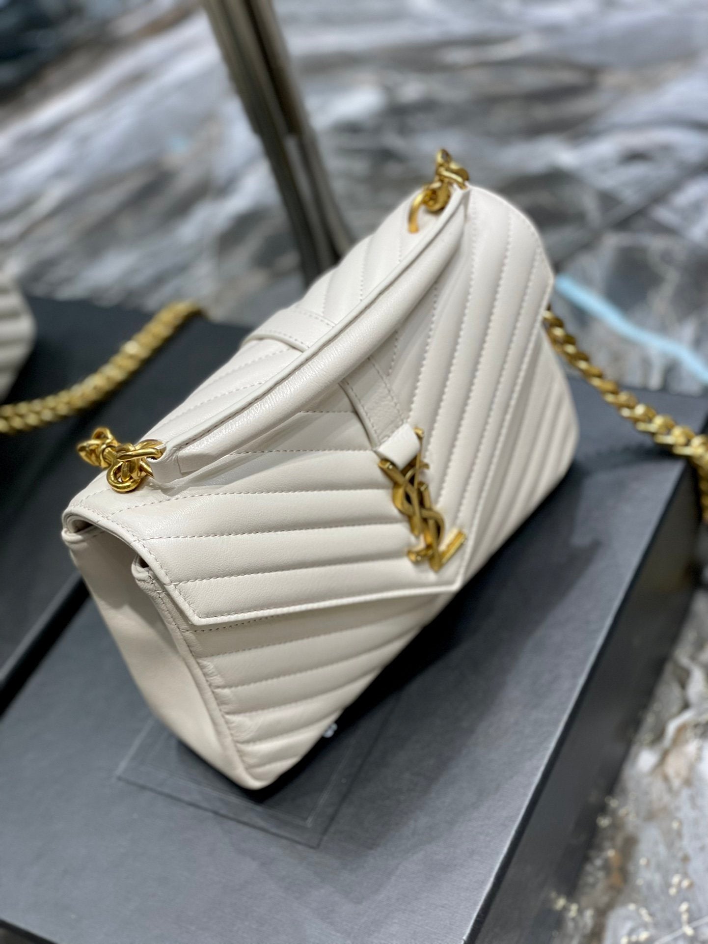 YSSL College Medium Chain Bag White Gold Toned Hardware For Women 9in/24cm YSL 600279BRM079207