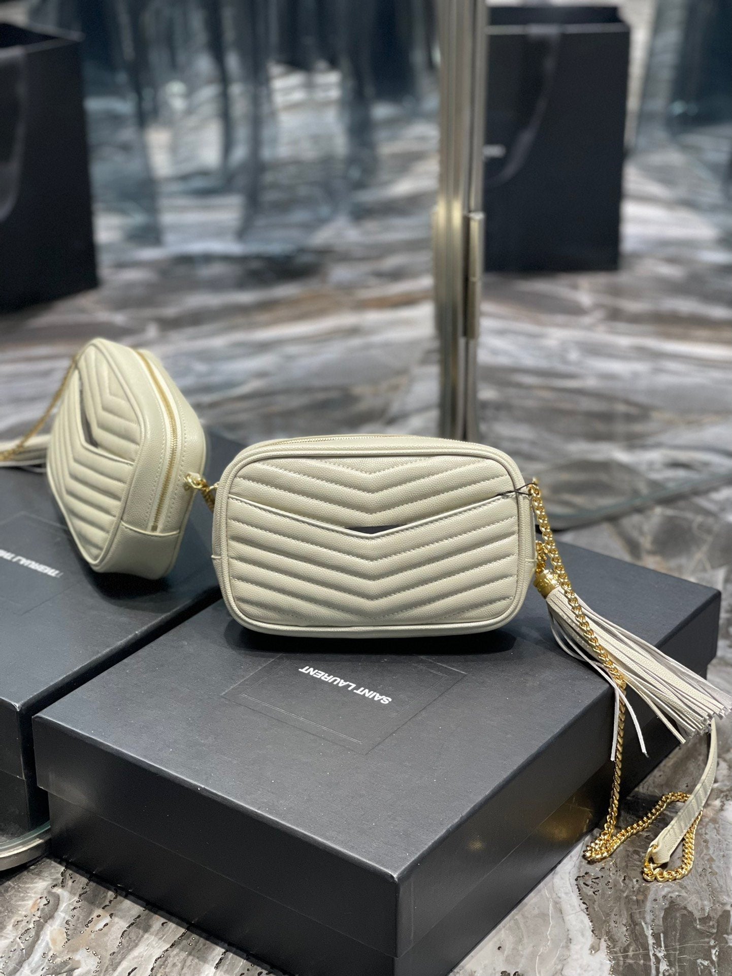 YSSL Lou Mini Bag White In Quilted Grain De Poudre With Gold Hardware For Women 7in/19cm YSl 6125791GF019207