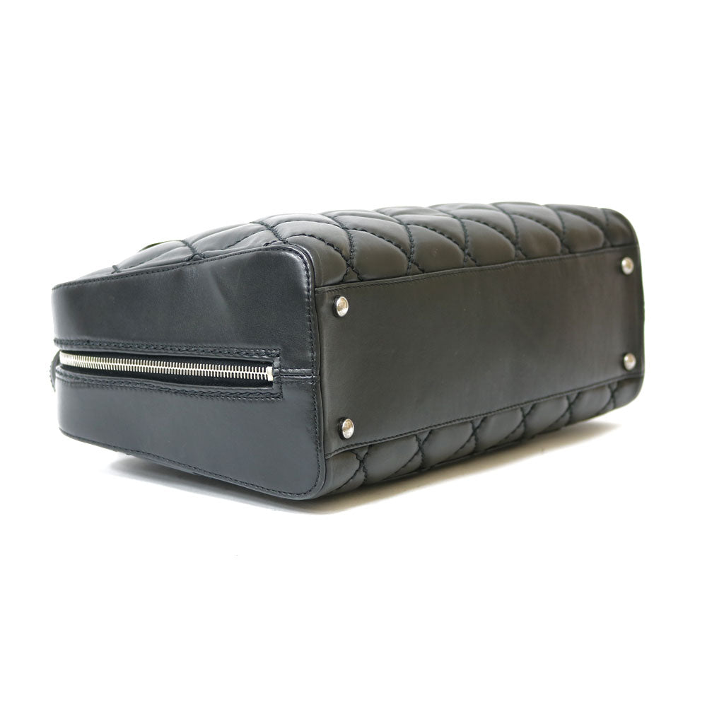 Chanel Weisse Handbag Black