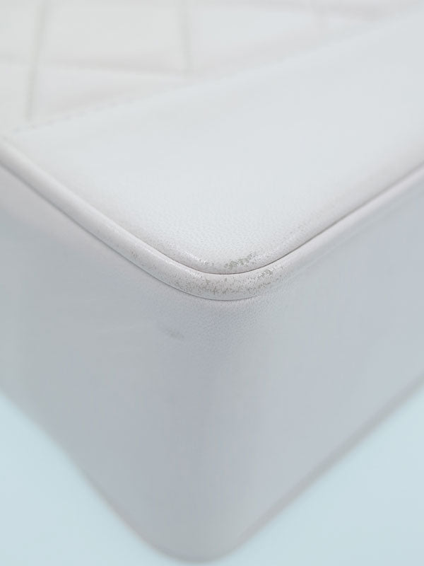 Chanel Matelasse Chain Shoulder Bag White