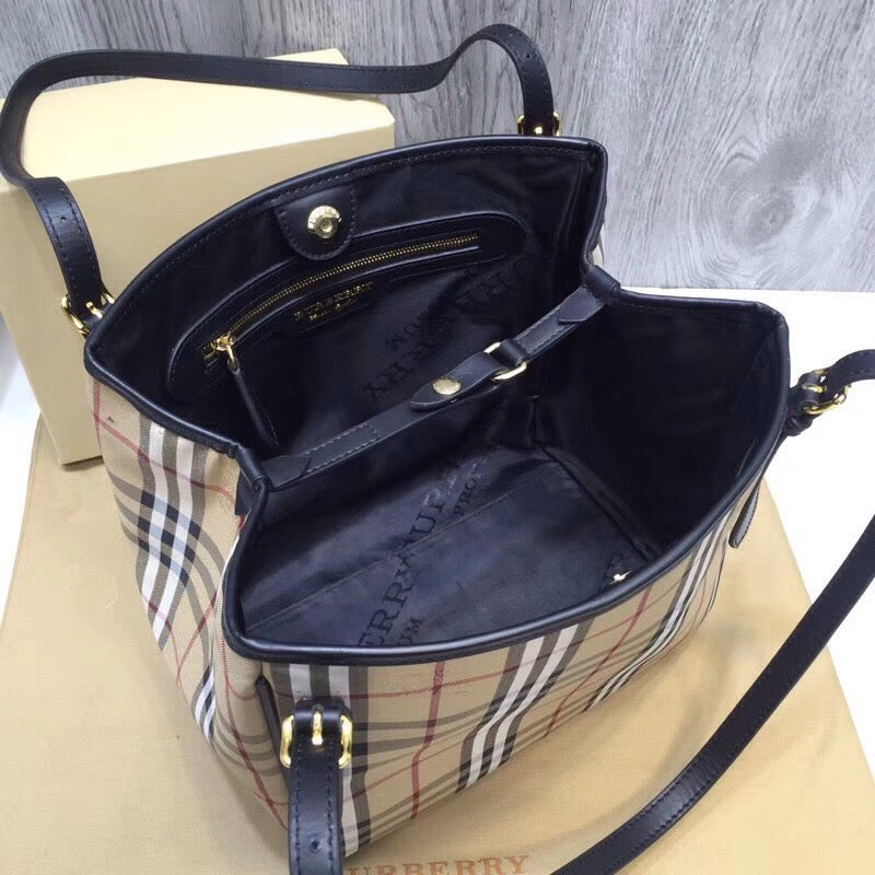 Top Quality The Small Canter Horseferry Check Tote Black For Women, Women’s Bags 11.6in/29.5cm