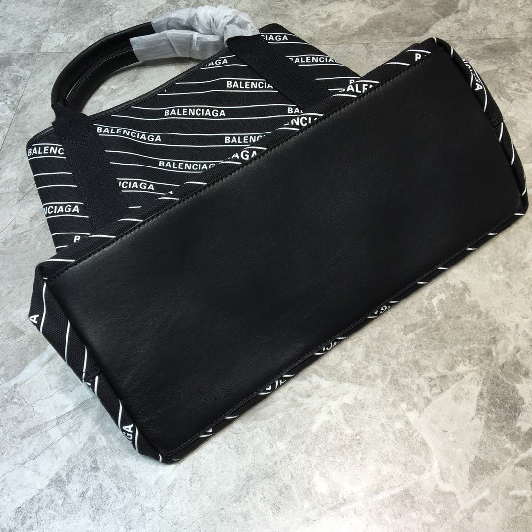 Top Quality Navy MeTop Qualityum Cabas Tote Bag In Black, For Women,  Bags 14.1in/36cm