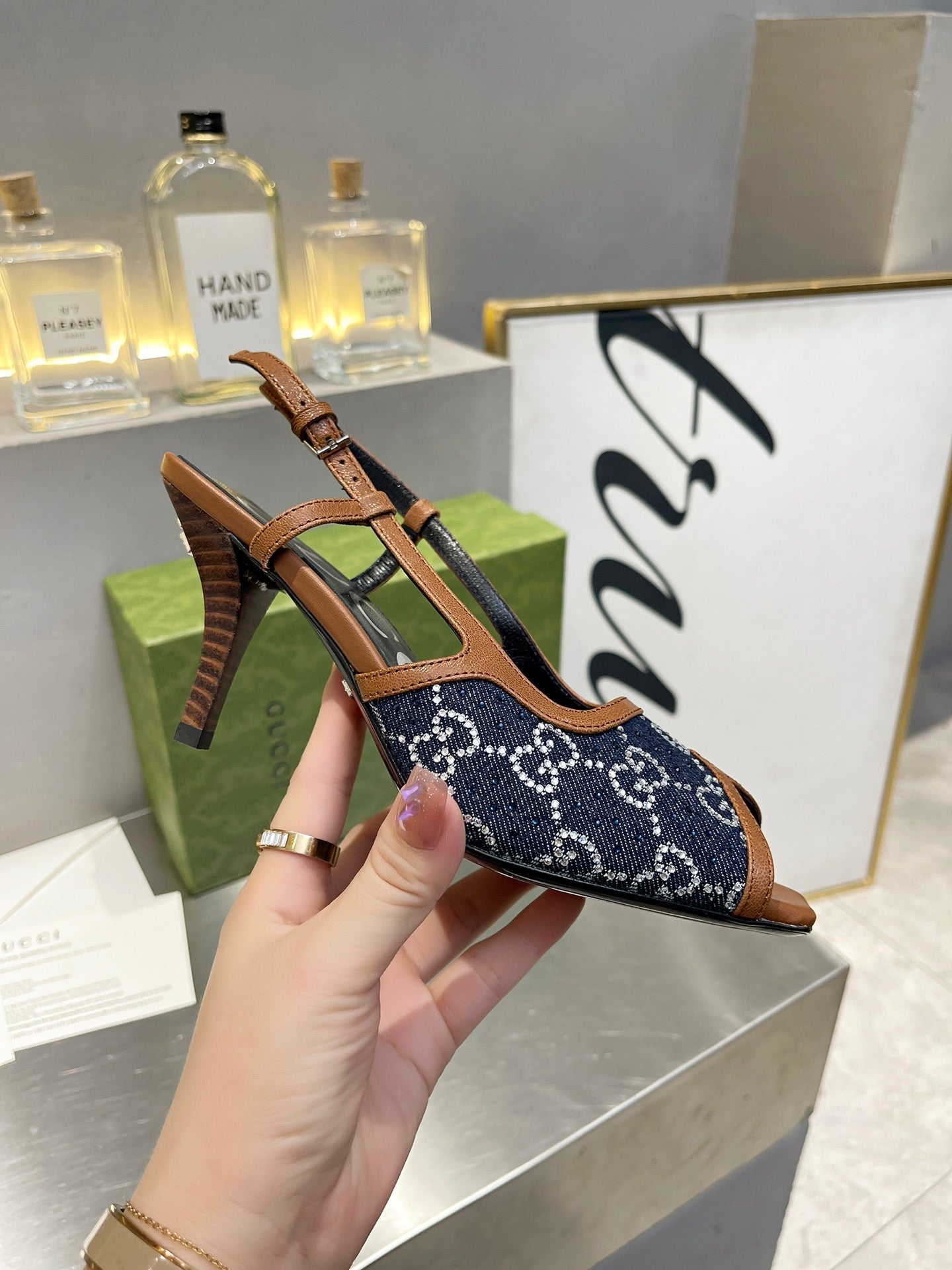 New 1:1 rep GCI HIGH HEELS 027