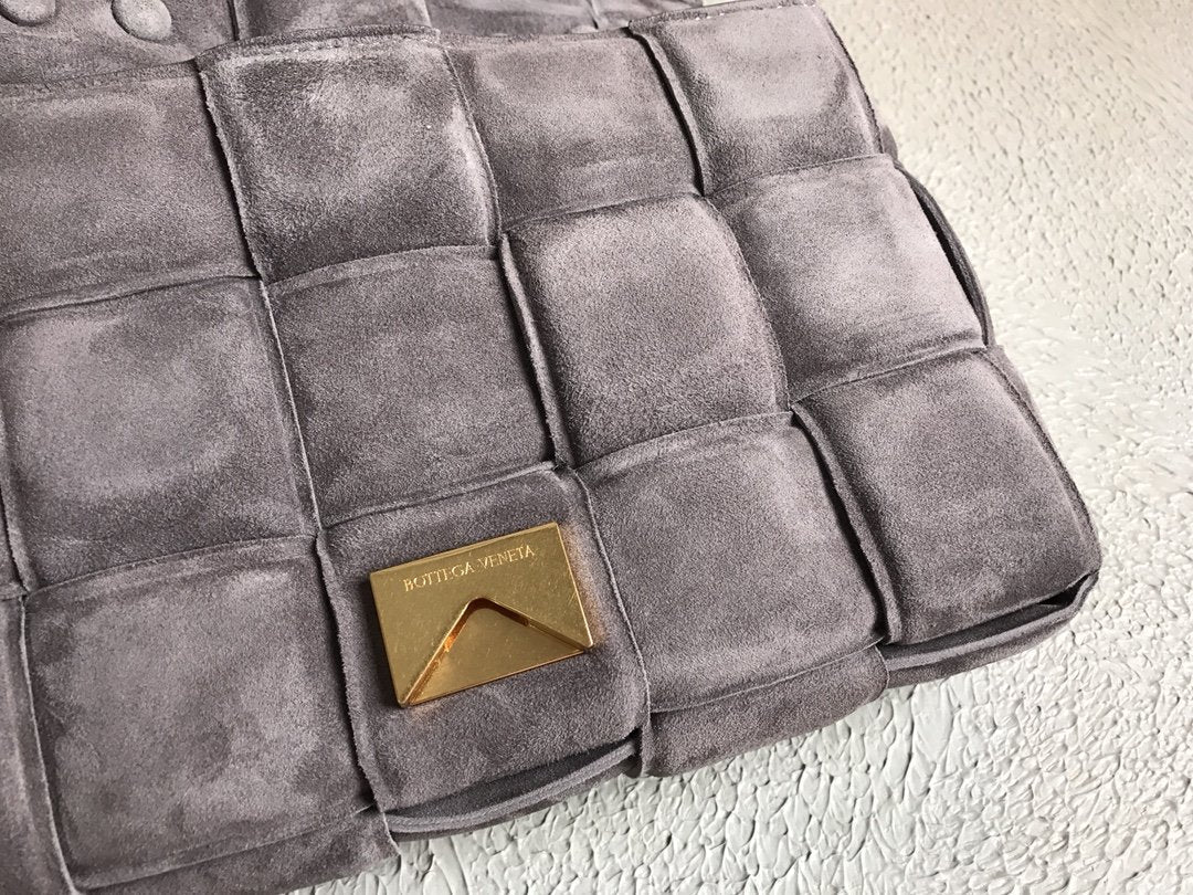 Top Quality Chain Cassette Gray, For Women, Women’s Bags 10.2in/26cm