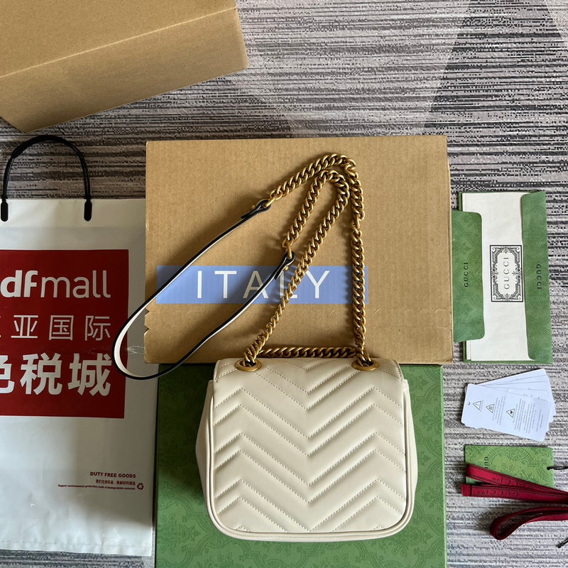 Top Quality -  Bags - 826