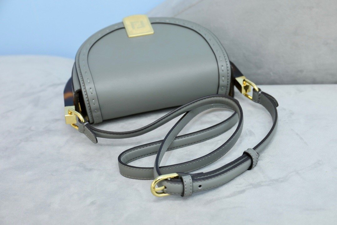 EN - New 1:1 rep  Bags FEI 056