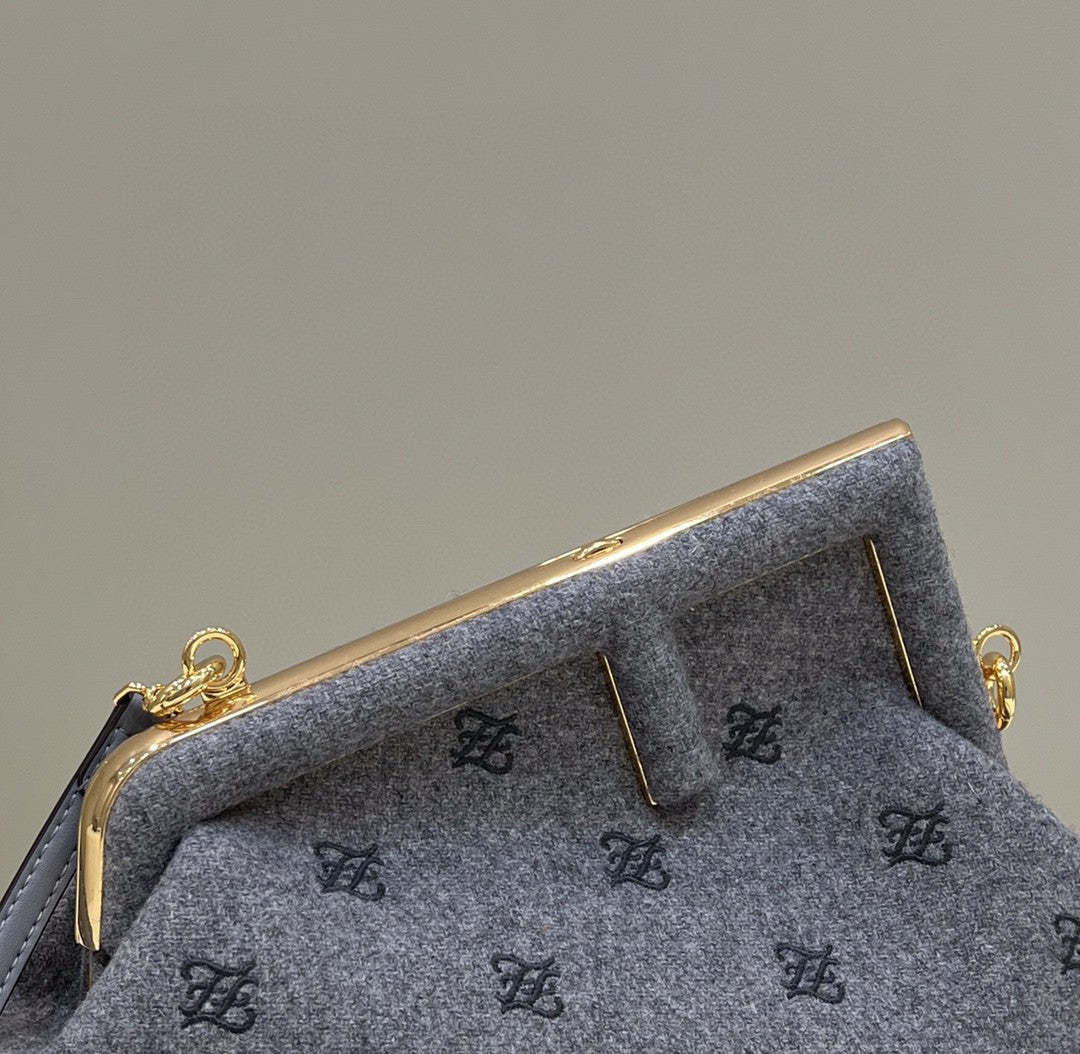 Top QualityTop Quality Top QualityTop Qualityrst Small Blue Bag For Woman 26cm/10in