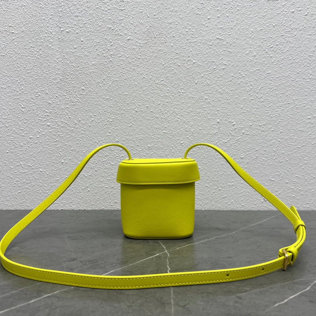 Top Quality Small Box Cuir Triomphe Yellow For Women 4in/11cm 