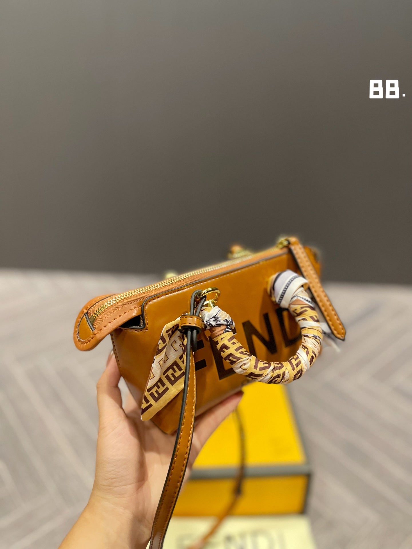 EN - New 1:1 rep Lux Bags FEI 270