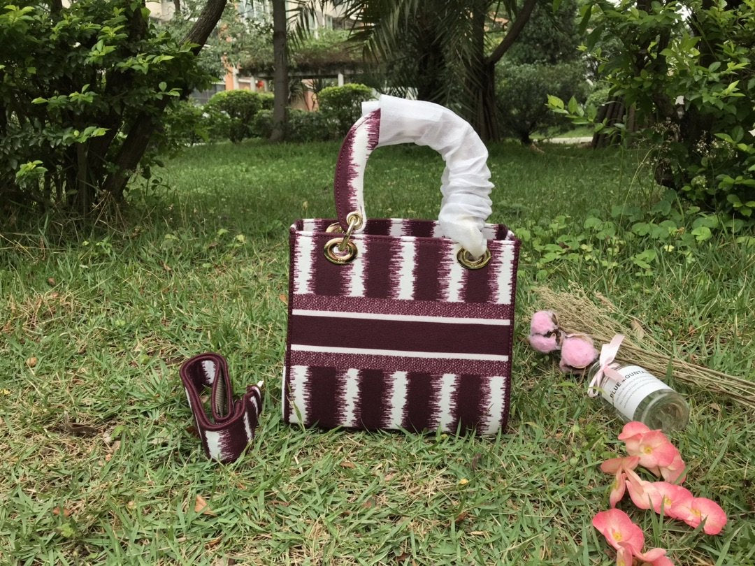 EN - New 1:1 rep  Bags DIR 255