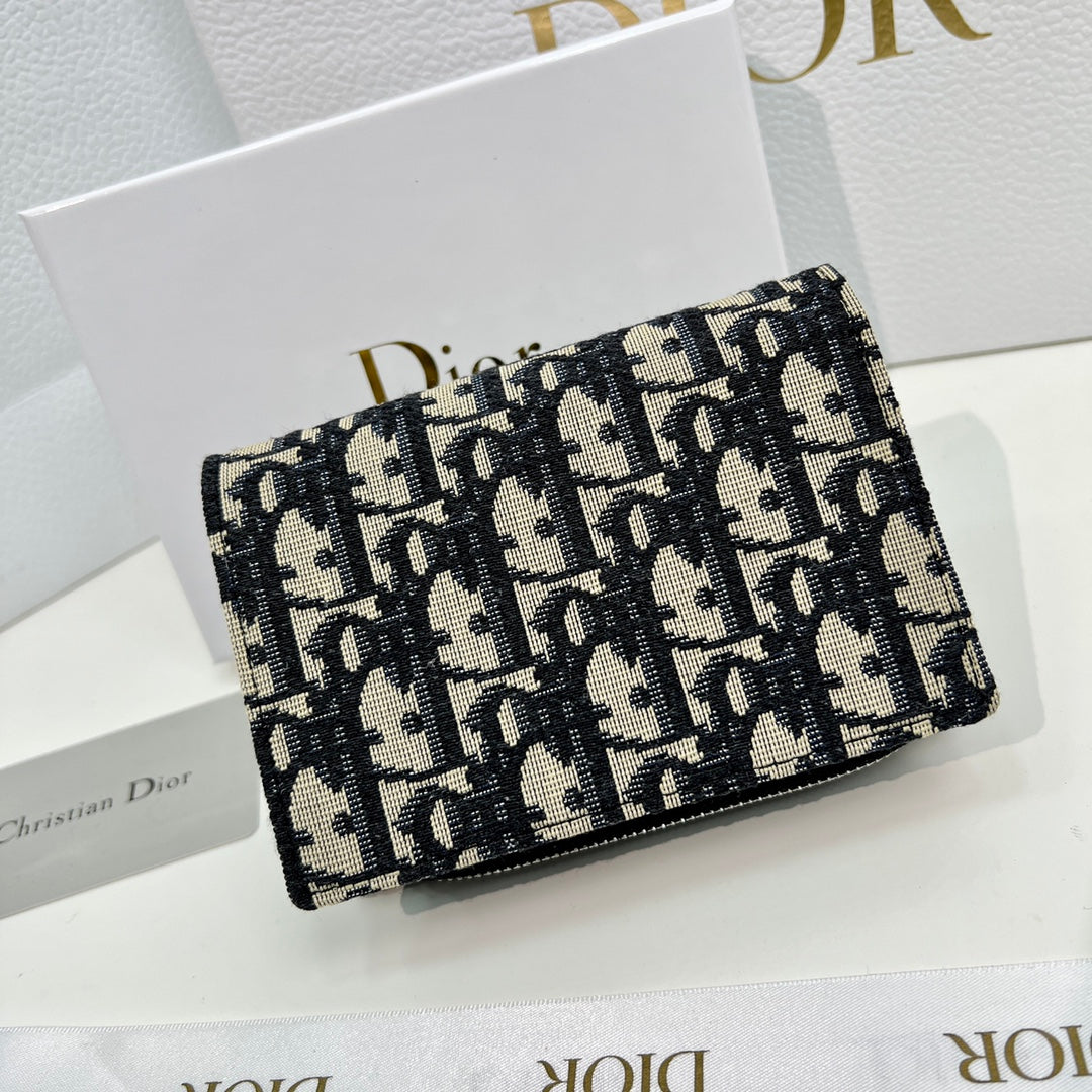 EN - New 1:1 rep  Wallet DIR 012