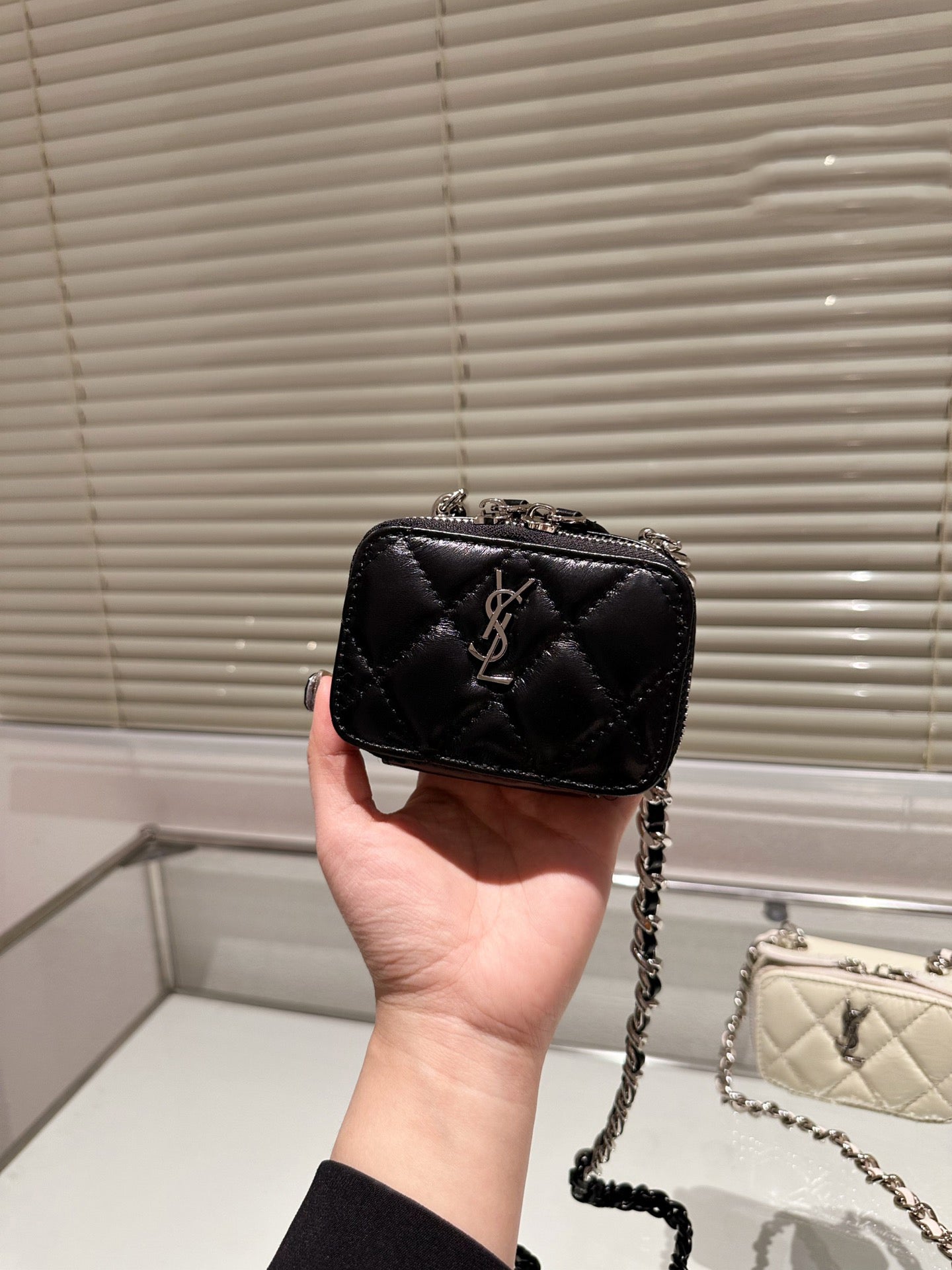 EN - Luxury Bags SLY 304