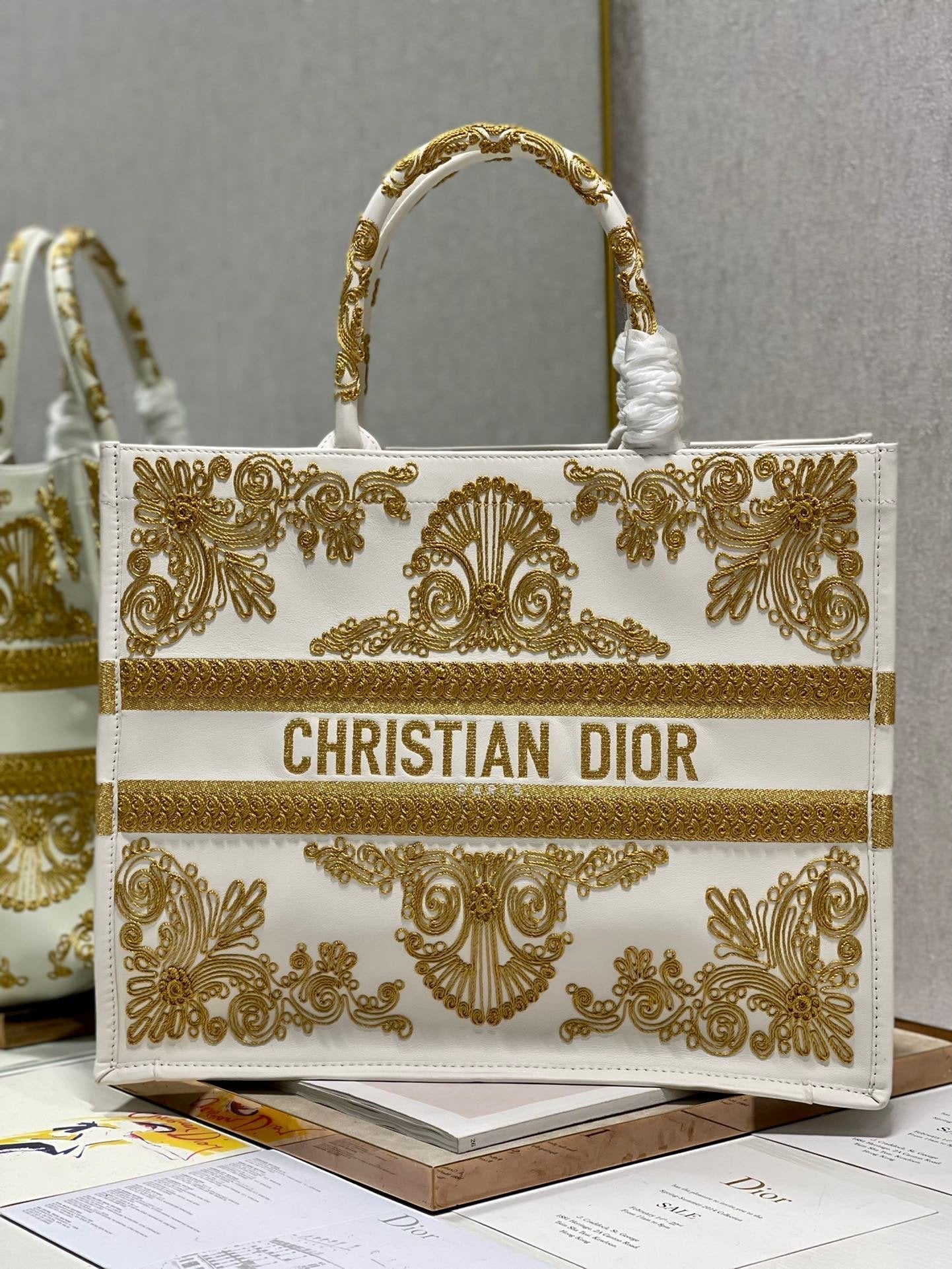 Top Quality Large Book Tote Gold And White, For Women, Womens Handbags 16.5in/42cm CD