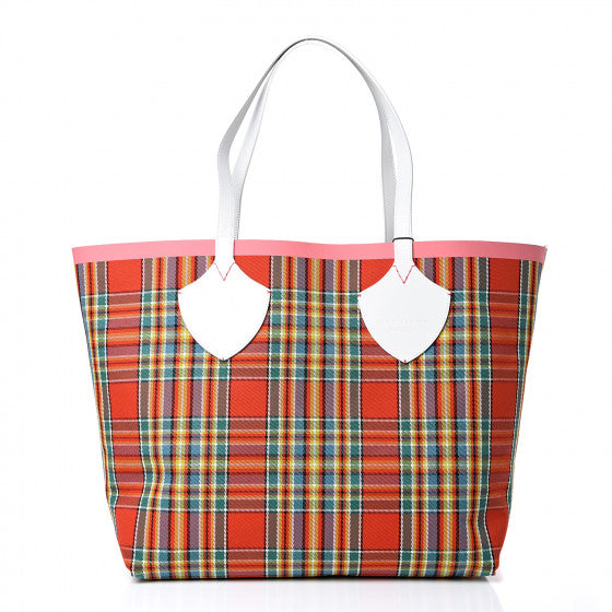 Burberry   Check The Giant Reversible Tote