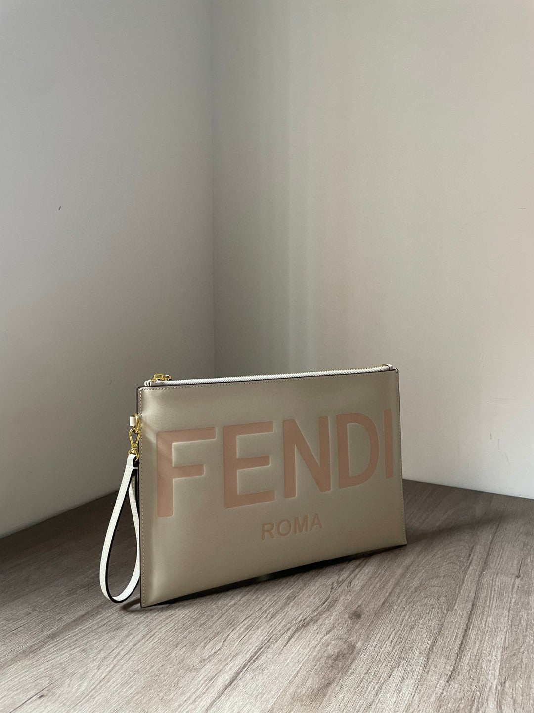 Top QualityTop Quality Flat Pouch White Large Pouch Bag For Woman 34cm/13in 8N0178AC9LF0K7E