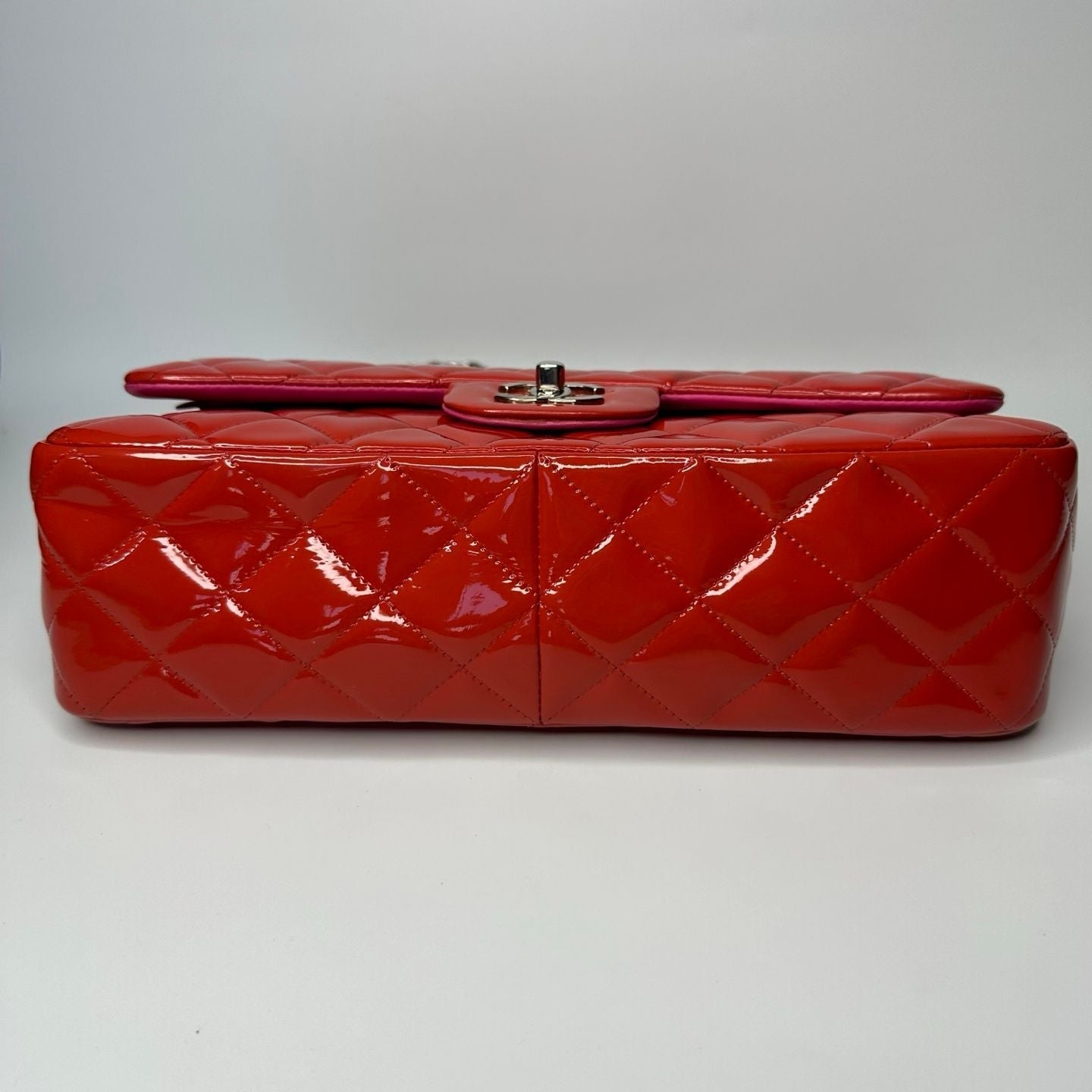 Chanel classic flap bag patent leather red -NG102764