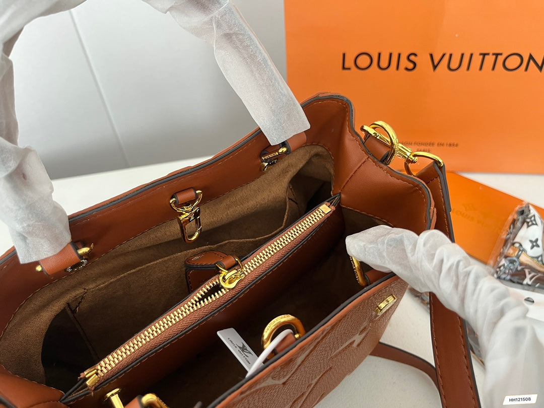 EN - New 1:1 rep Lux Bags LUV 527