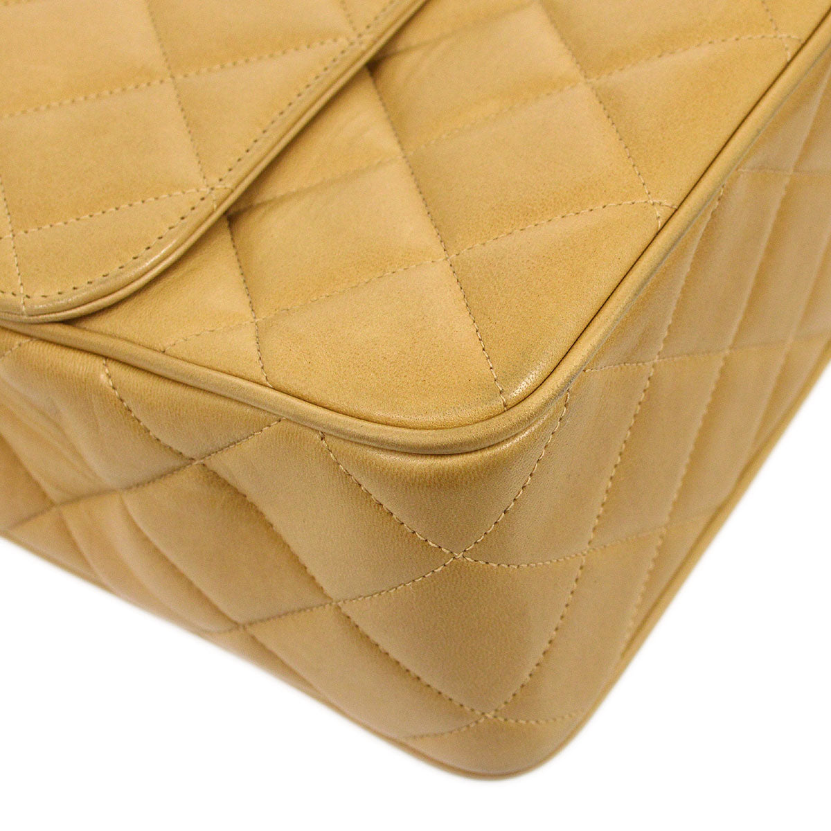 Chanel 1994-1996 Beige Lambskin Straight Flap Medium